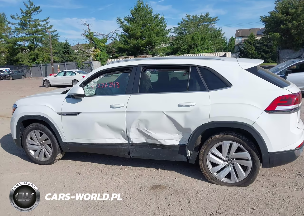 2020 Volkswagen Atlas Cross Sport 3.6L V6 Se W-Technology-3.6L V6 Se W-Technology R-Line VIN:1V26E2CA8LC226770 - 13