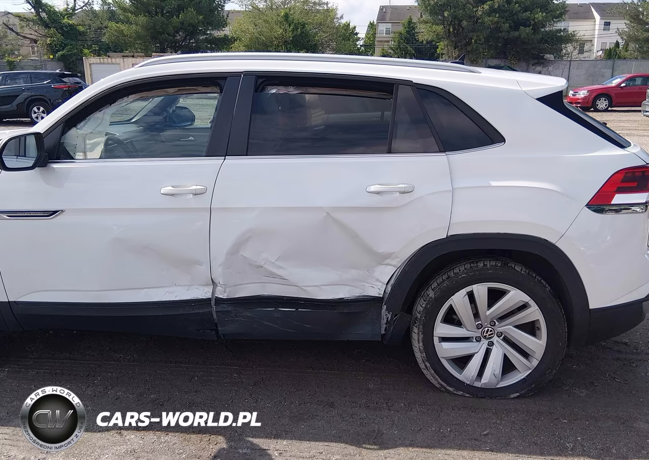 2020 Volkswagen Atlas Cross Sport 3.6L V6 Se W-Technology-3.6L V6 Se W-Technology R-Line VIN:1V26E2CA8LC226770 - 16