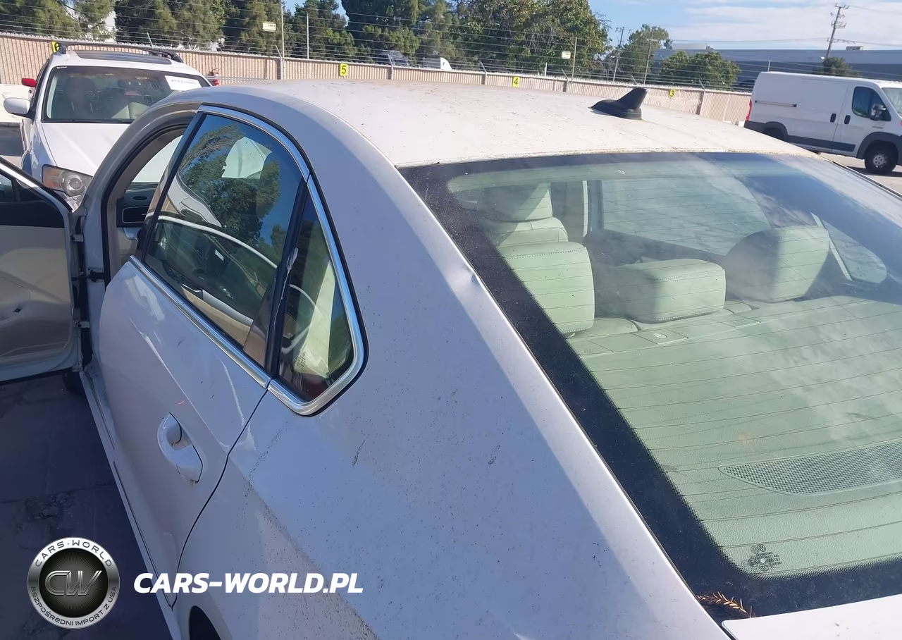 2013 Volkswagen Passat 2.0L Tdi Se VIN:1VWBN7A32DC018741 - 6