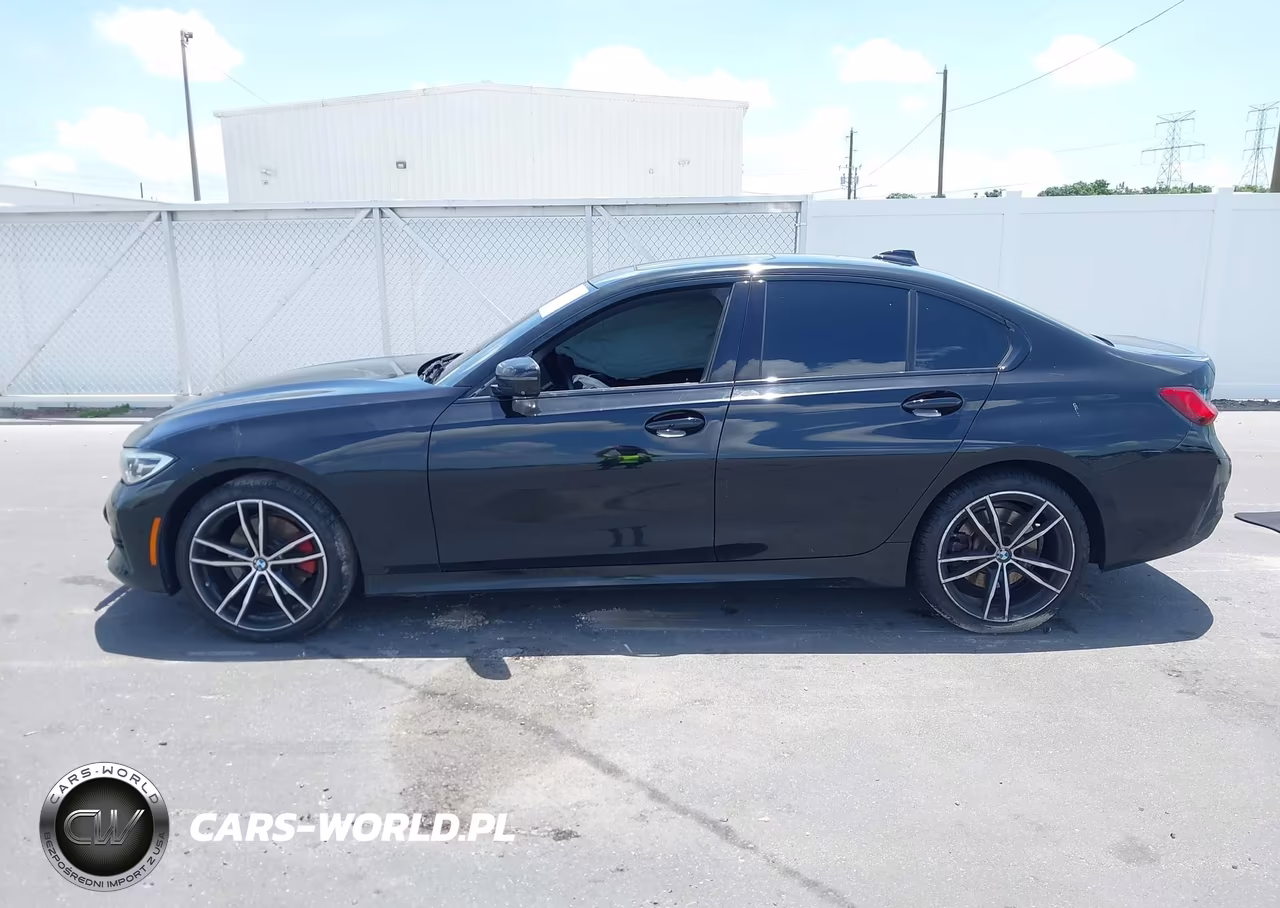 2019 BMW 330I xDrive VIN:WBA5R7C55KAE82621 - 14