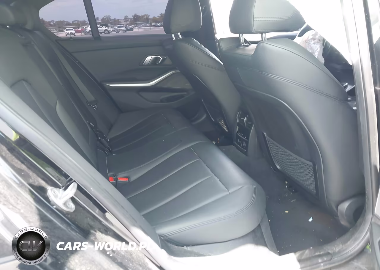 2019 BMW 330I xDrive VIN:WBA5R7C55KAE82621 - 8