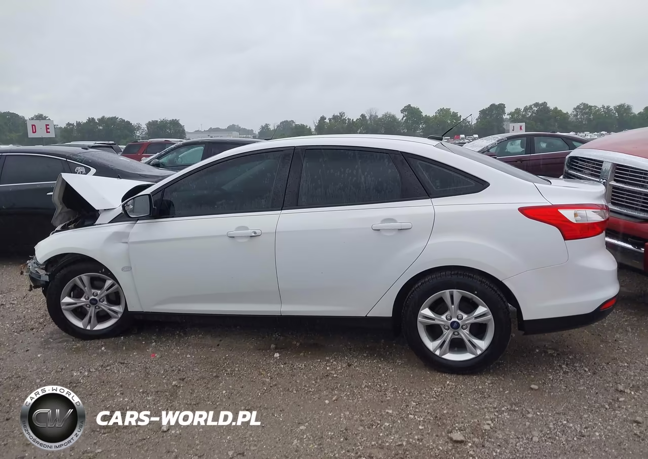 2013 Ford Focus Se VIN:1FADP3F23DL156566 - 14