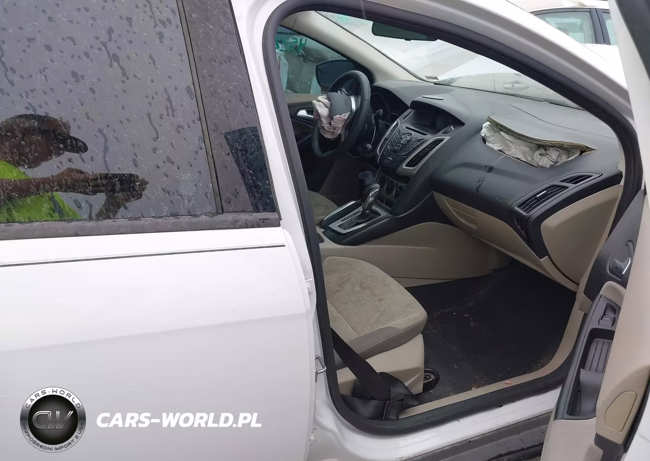 2013 Ford Focus Se VIN:1FADP3F23DL156566 - 5