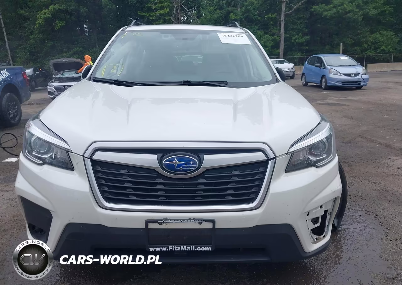 2019 Subaru Forester Premium VIN:JF2SKAGC3KH568421 - 12