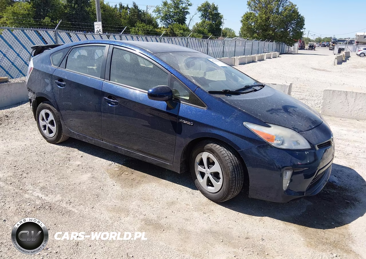 2013 Toyota Prius Four – zdjęcie 1 z 17
