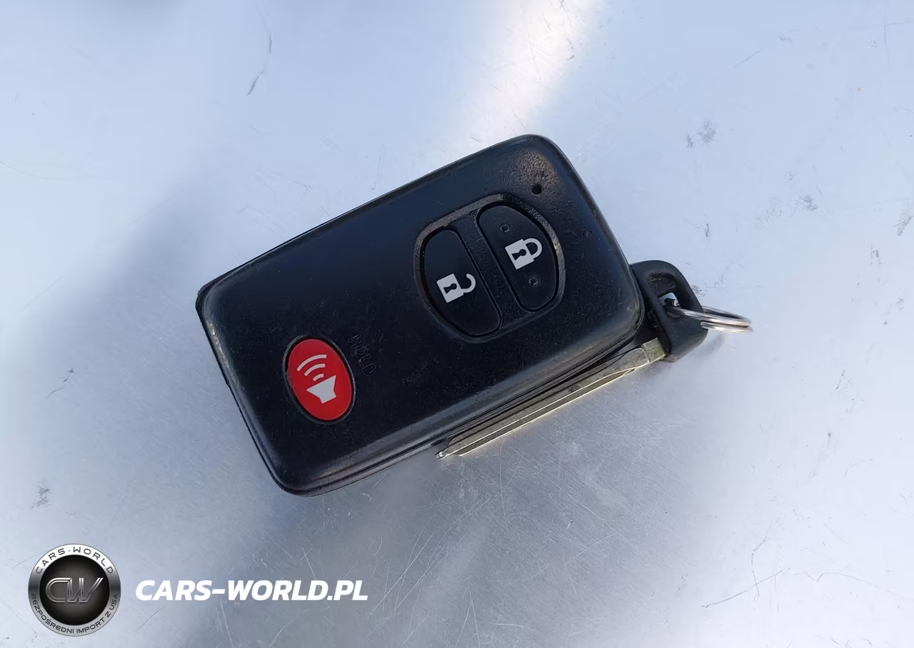 2013 Toyota Prius Four VIN:JTDKN3DU9D1643536 - 11