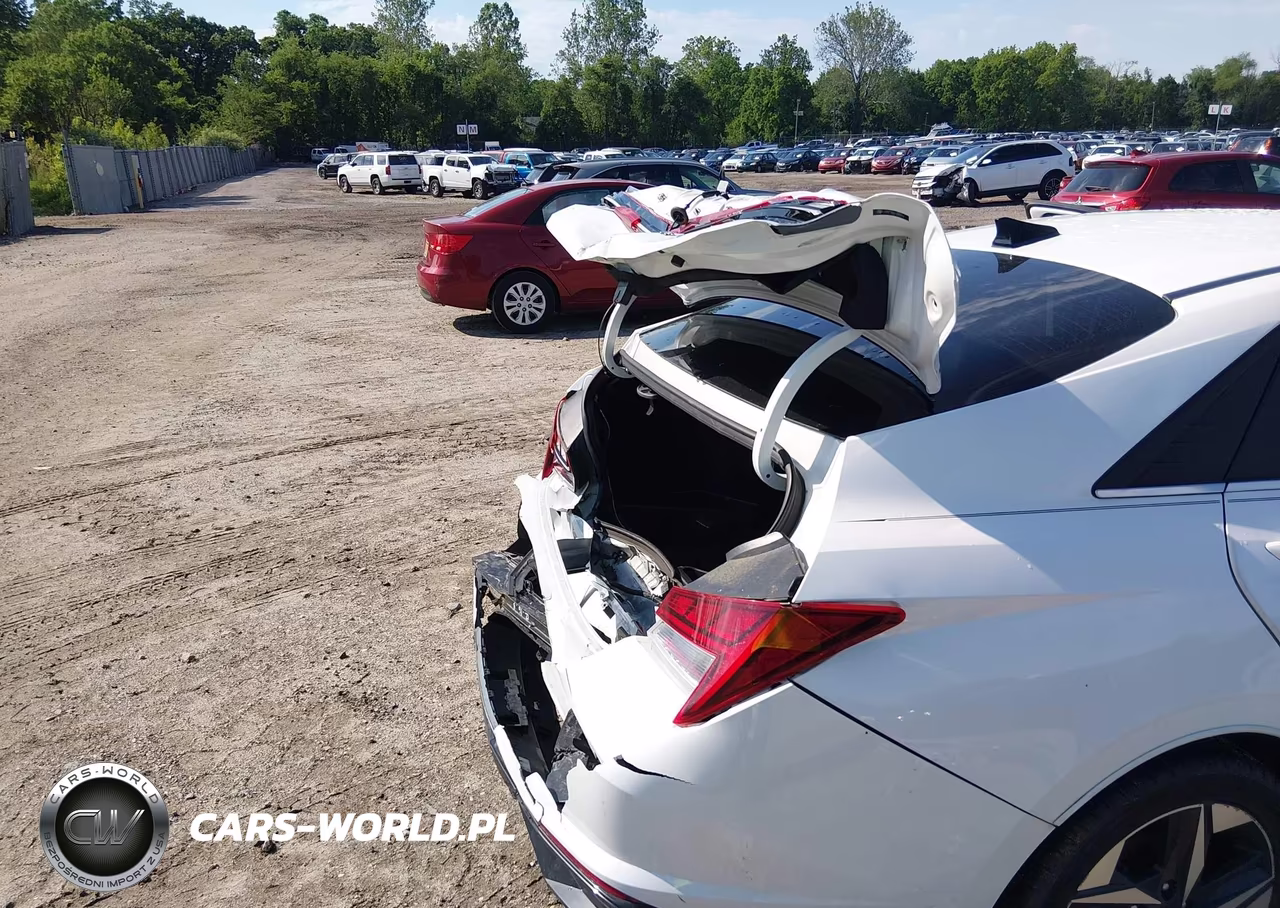 2022 Hyundai Elantra Limited VIN:5NPLP4AG8NH073994 - 6