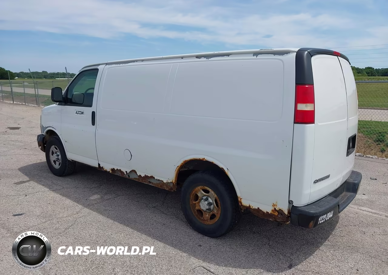 2007 Chevrolet Express Work Van VIN:1GCFG15X271112286 - 3