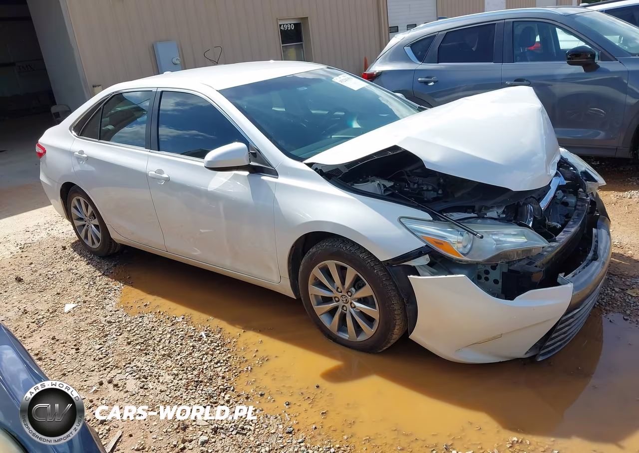 2016 Toyota Camry Xle – zdjęcie 1 z 19