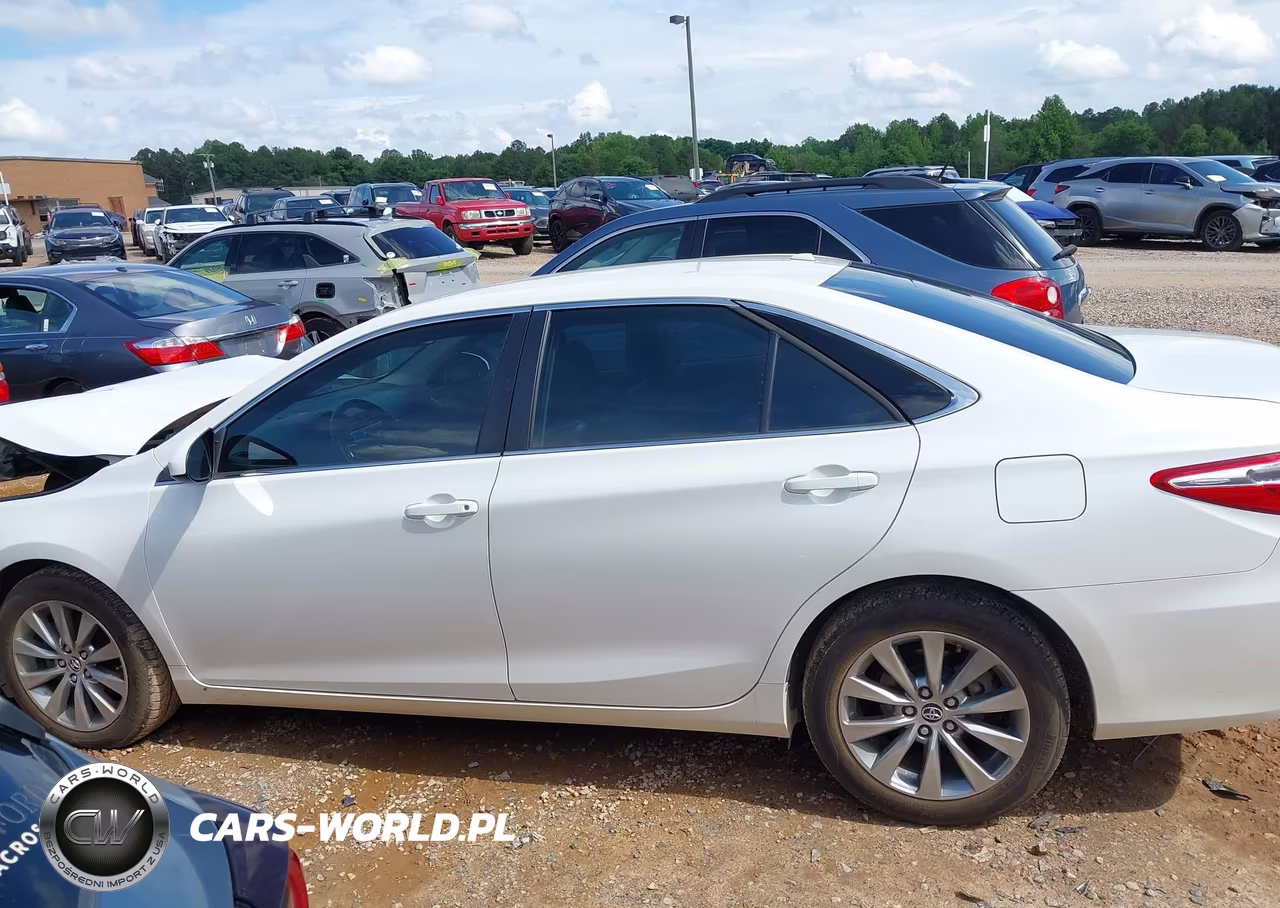 2016 Toyota Camry Xle VIN:4T1BF1FK6GU123242 - 14