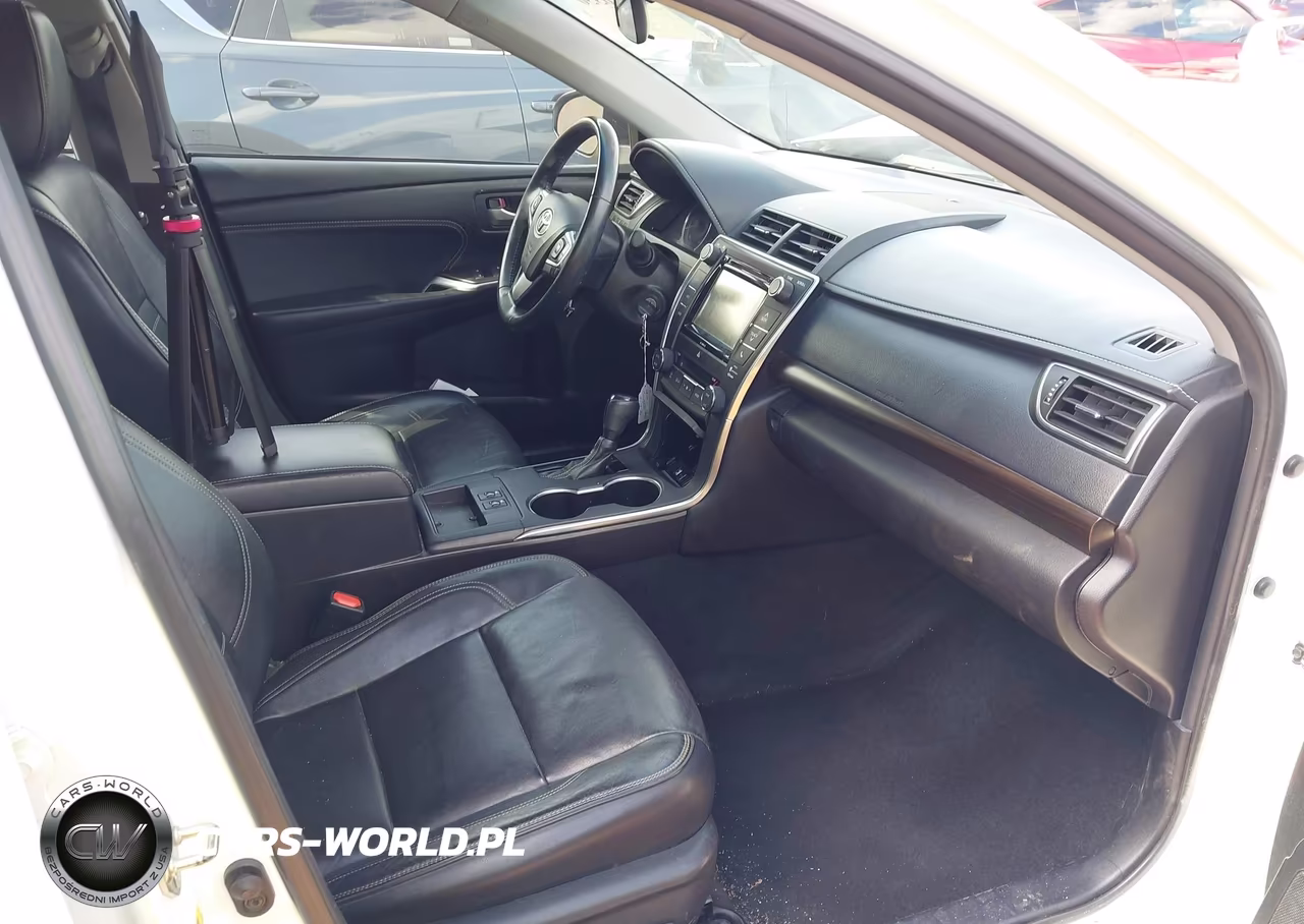 2016 Toyota Camry Xle VIN:4T1BF1FK6GU123242 - 5