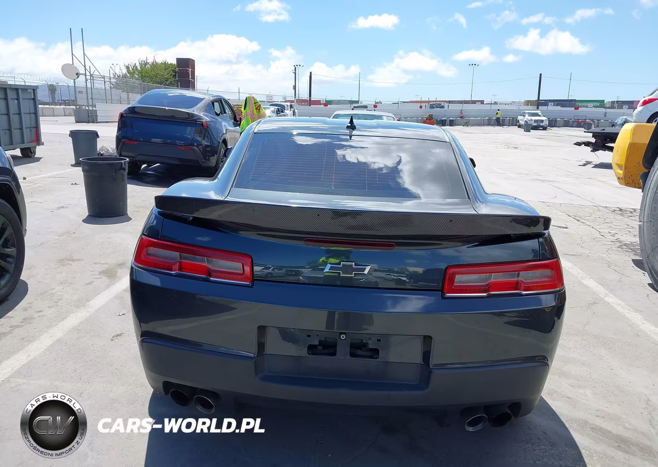 2015 Chevrolet Camaro 2Ls VIN:2G1FB1E39F9109884 - 16