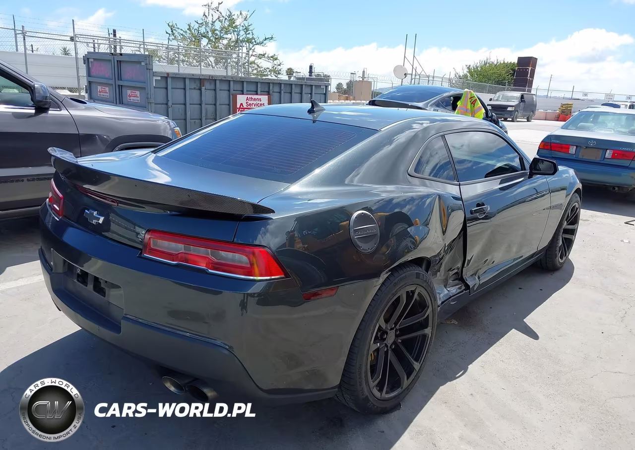2015 Chevrolet Camaro 2Ls VIN:2G1FB1E39F9109884 - 4