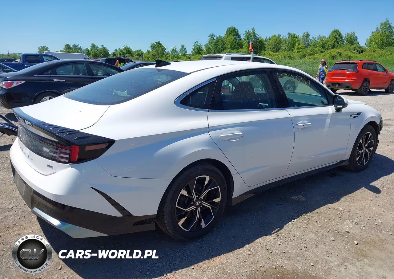 2025 Hyundai Sonata Sel VIN:KMHL64JA6SA434930 - 4