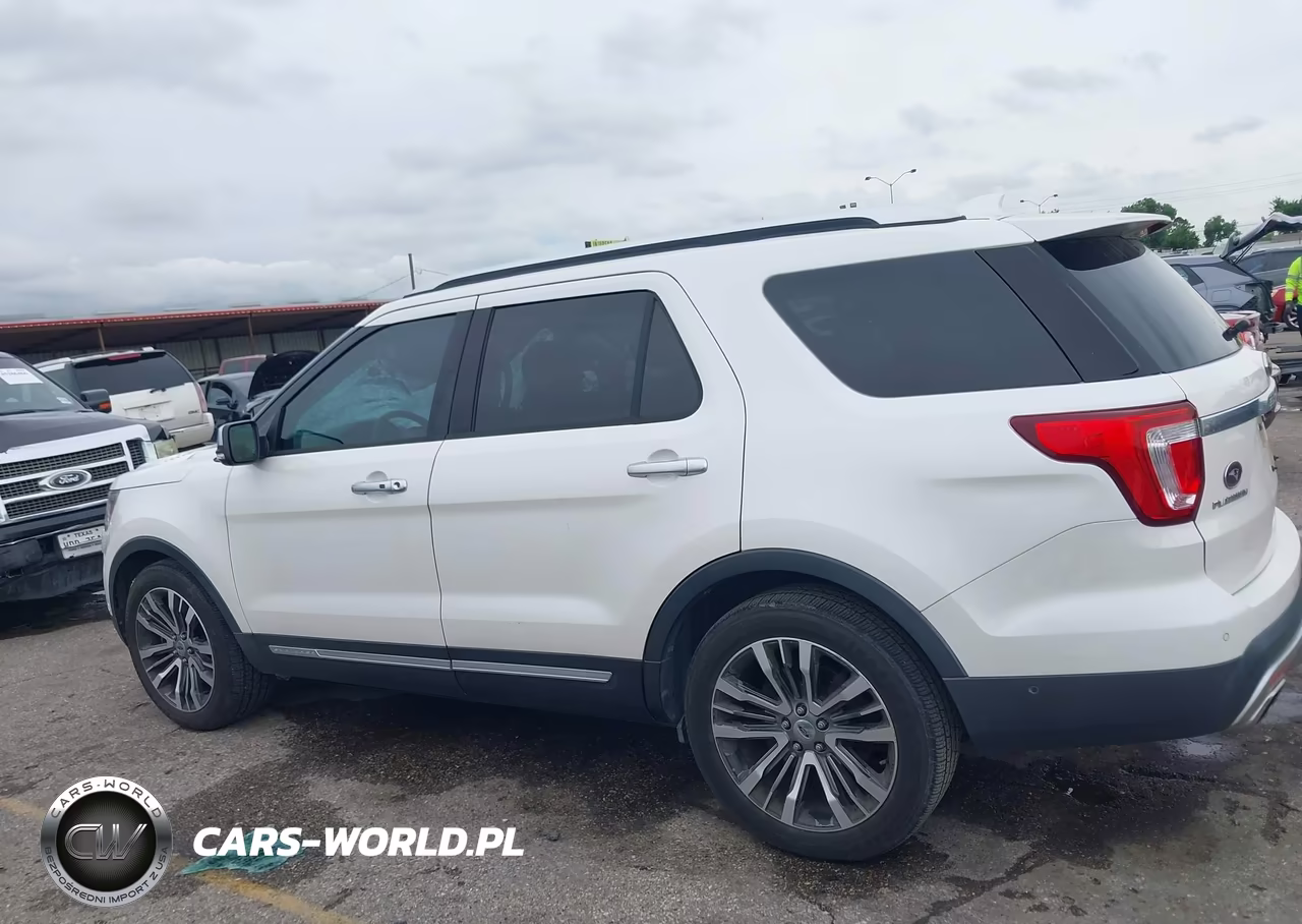 2017 Ford Explorer Platinum VIN:1FM5K8HT1HGC53940 - 14