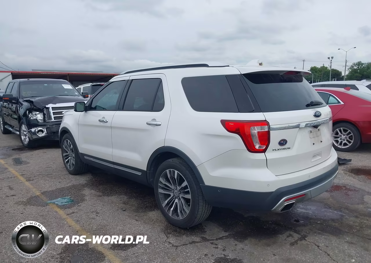 2017 Ford Explorer Platinum VIN:1FM5K8HT1HGC53940 - 3