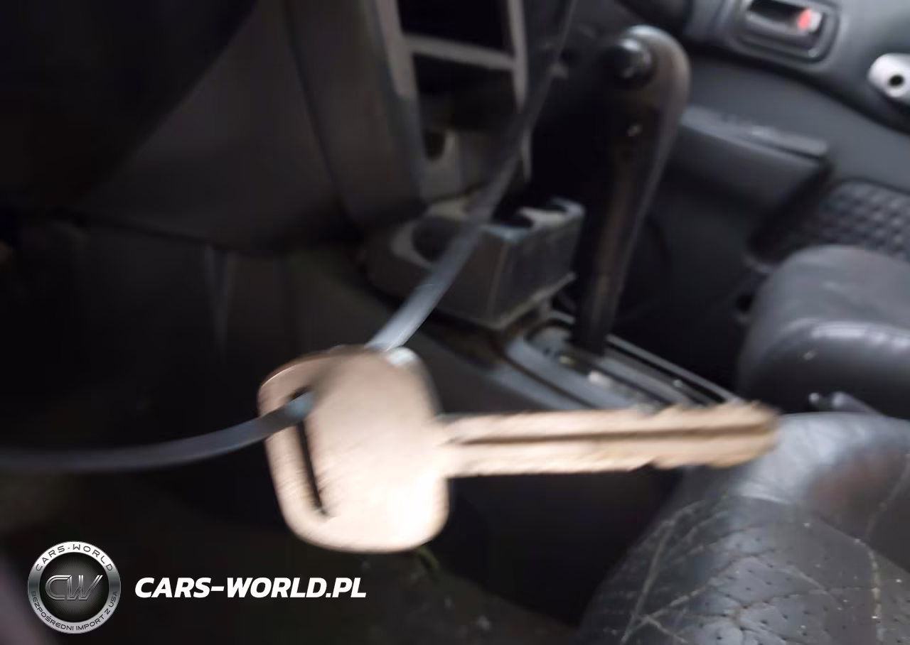 1999 Toyota Rav4 VIN:JT3HP10V3X7140453 - 11