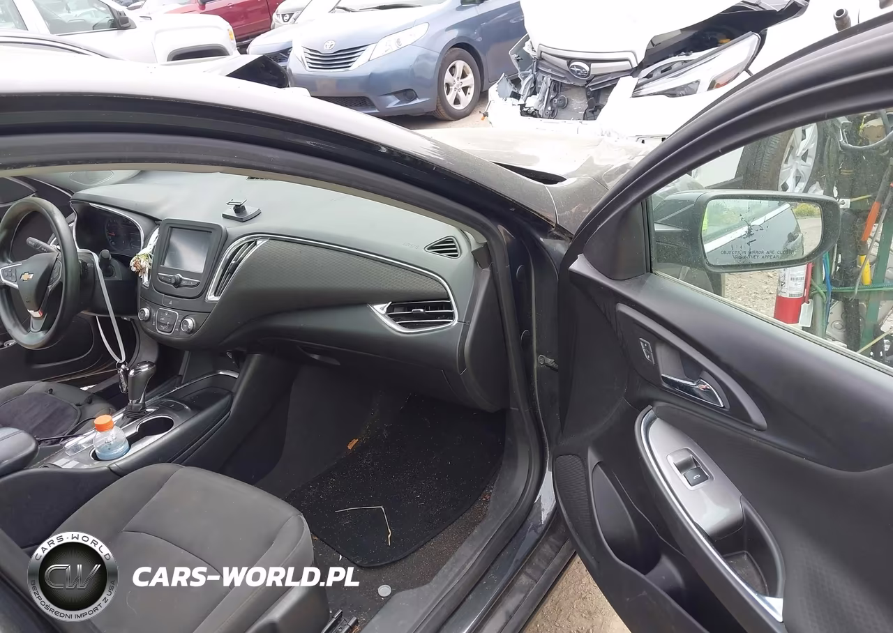 2018 Chevrolet Malibu Lt VIN:1G1ZD5ST1JF124382 - 5
