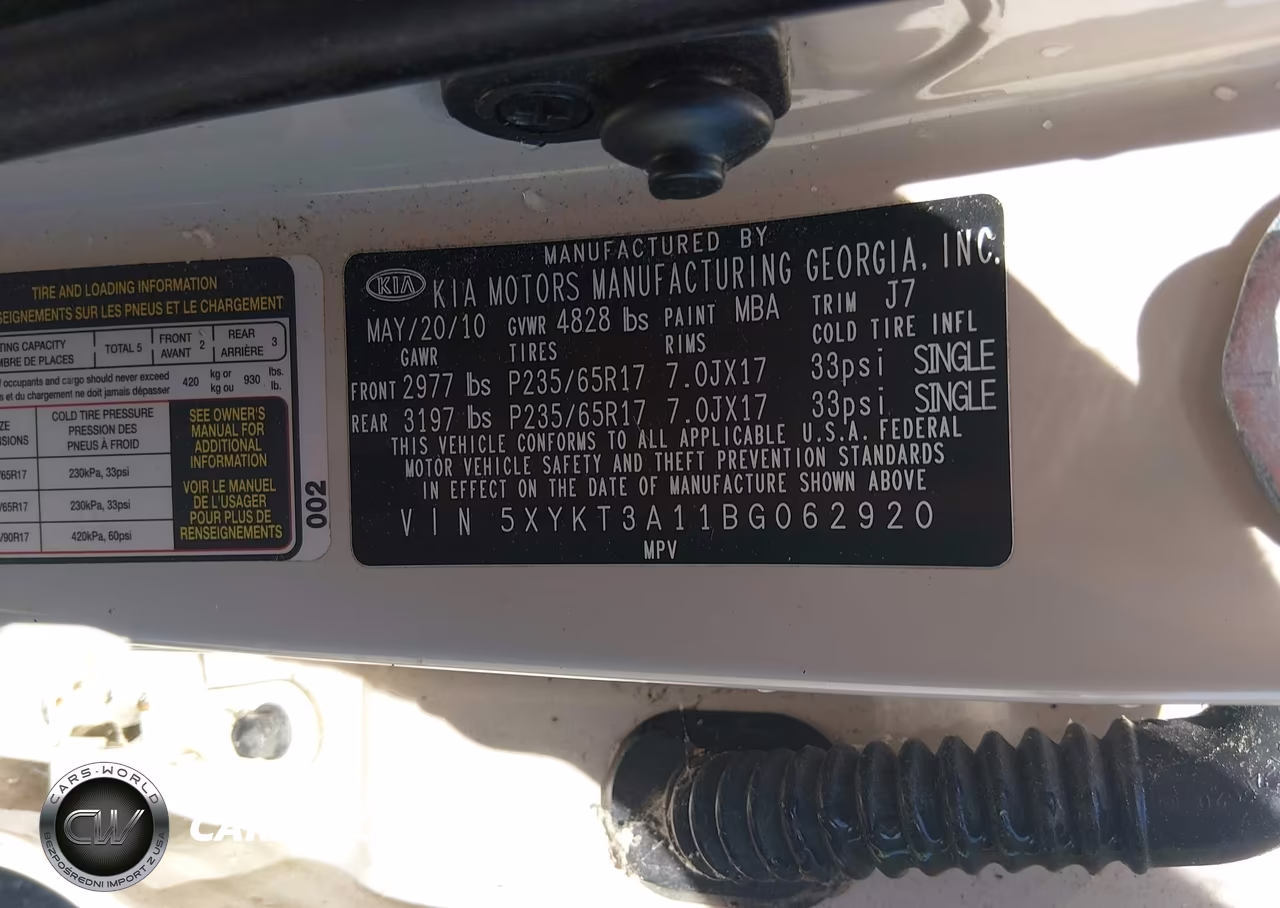 2011 Kia Sorento Lx VIN:5XYKT3A11BG062920 - 9