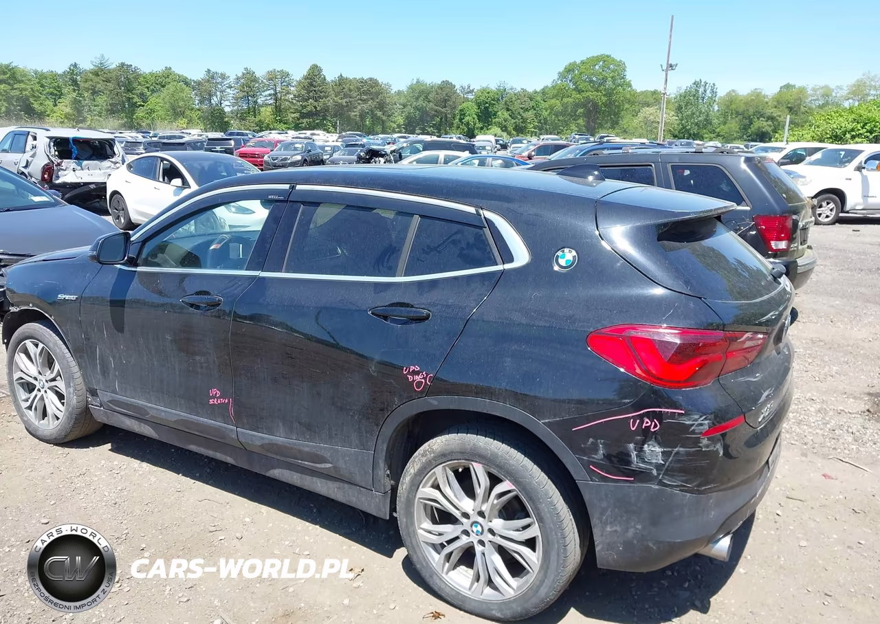 2018 BMW X2 xDrive28I VIN:WBXYJ5C36JEF77063 - 3