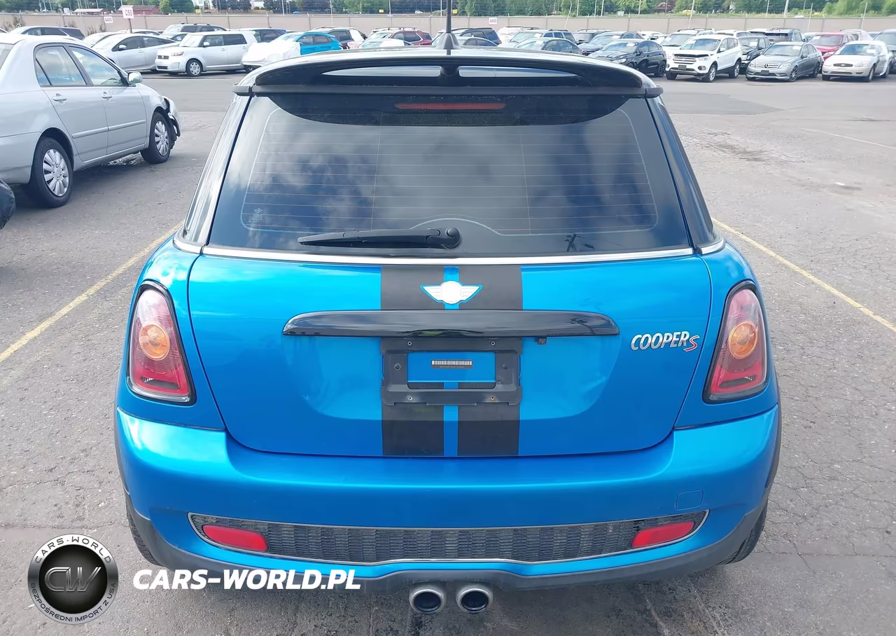 MINI COOPER S VIN:WMWMF73558TV33839 - 17