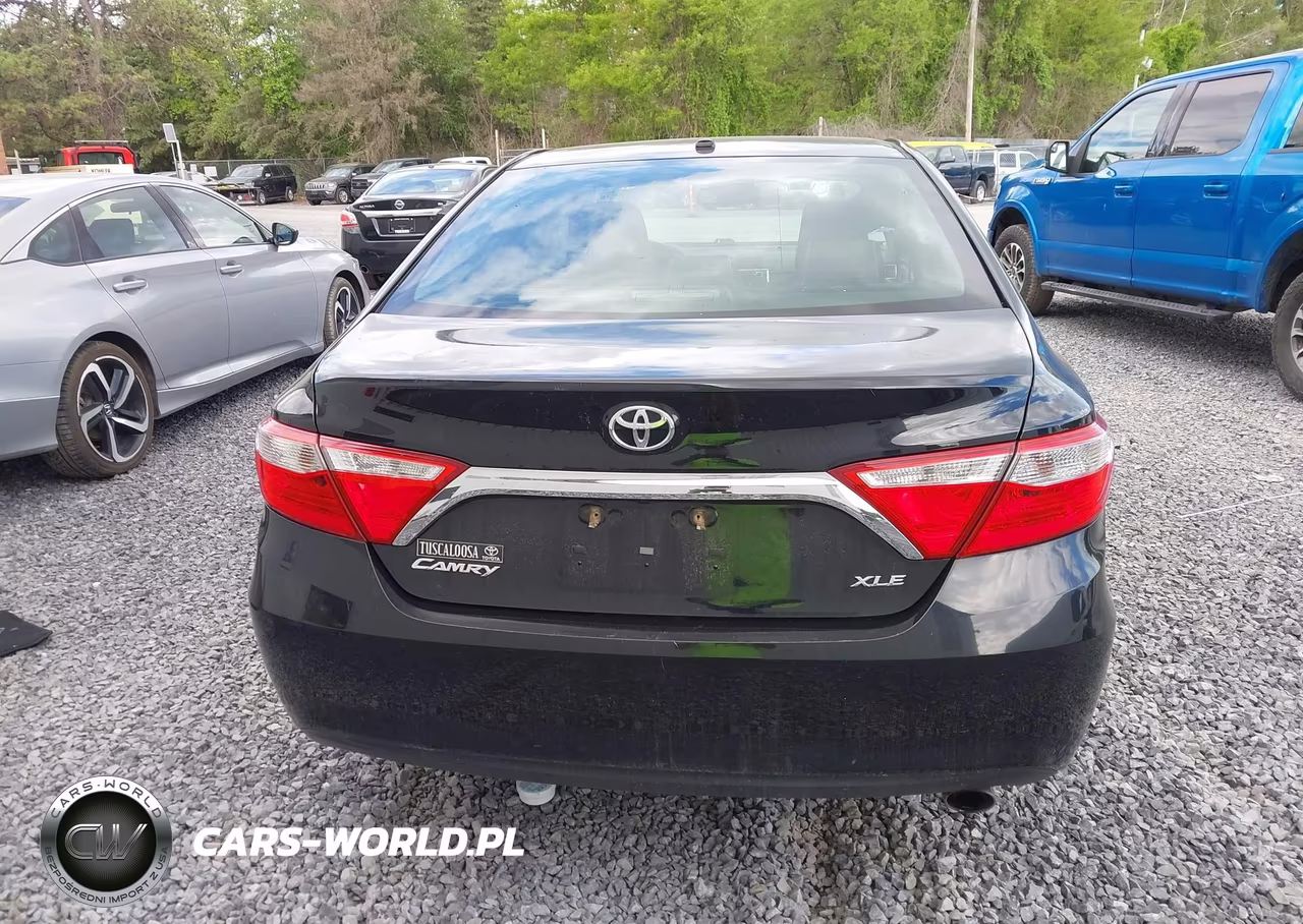 2017 Toyota Camry Xle VIN:4T1BF1FK3HU800586 - 16
