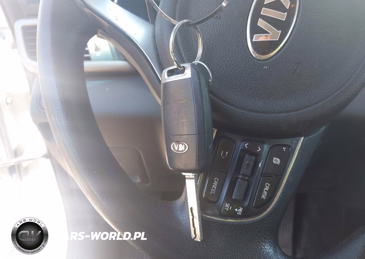 2016 Kia Optima Lx VIN:KNAGT4L32G5106530 - 11