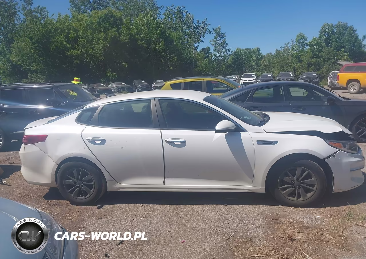 2016 Kia Optima Lx VIN:KNAGT4L32G5106530 - 13