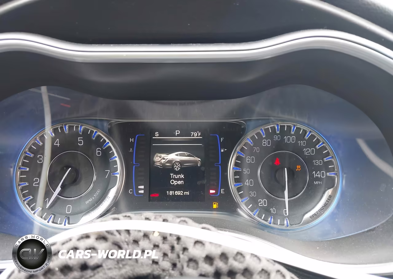 2015 Chrysler 200 Limited VIN:1C3CCCAB9FN658888 - 7