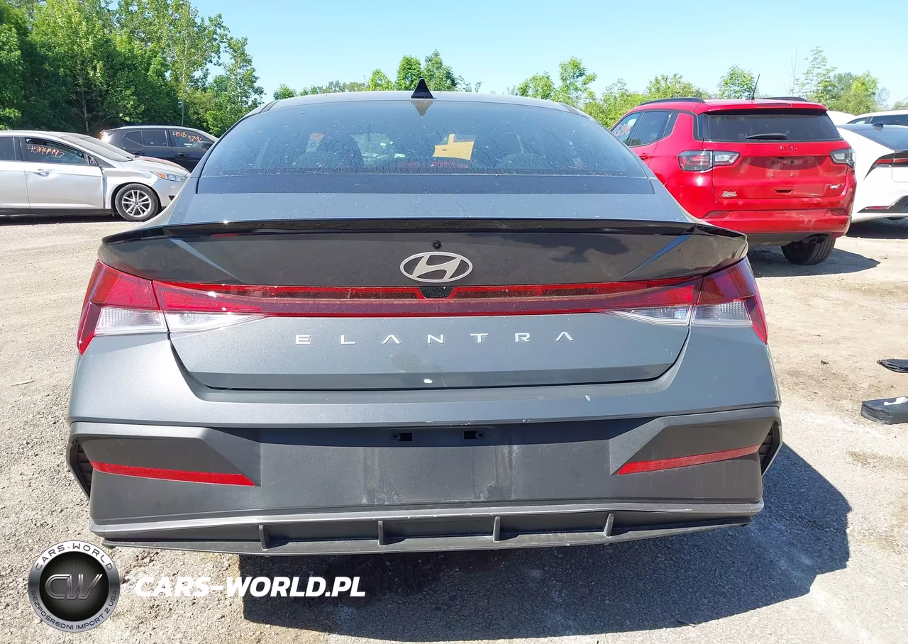 2025 Hyundai Elantra Sel Sport VIN:KMHLM4DG0SU024547 - 16