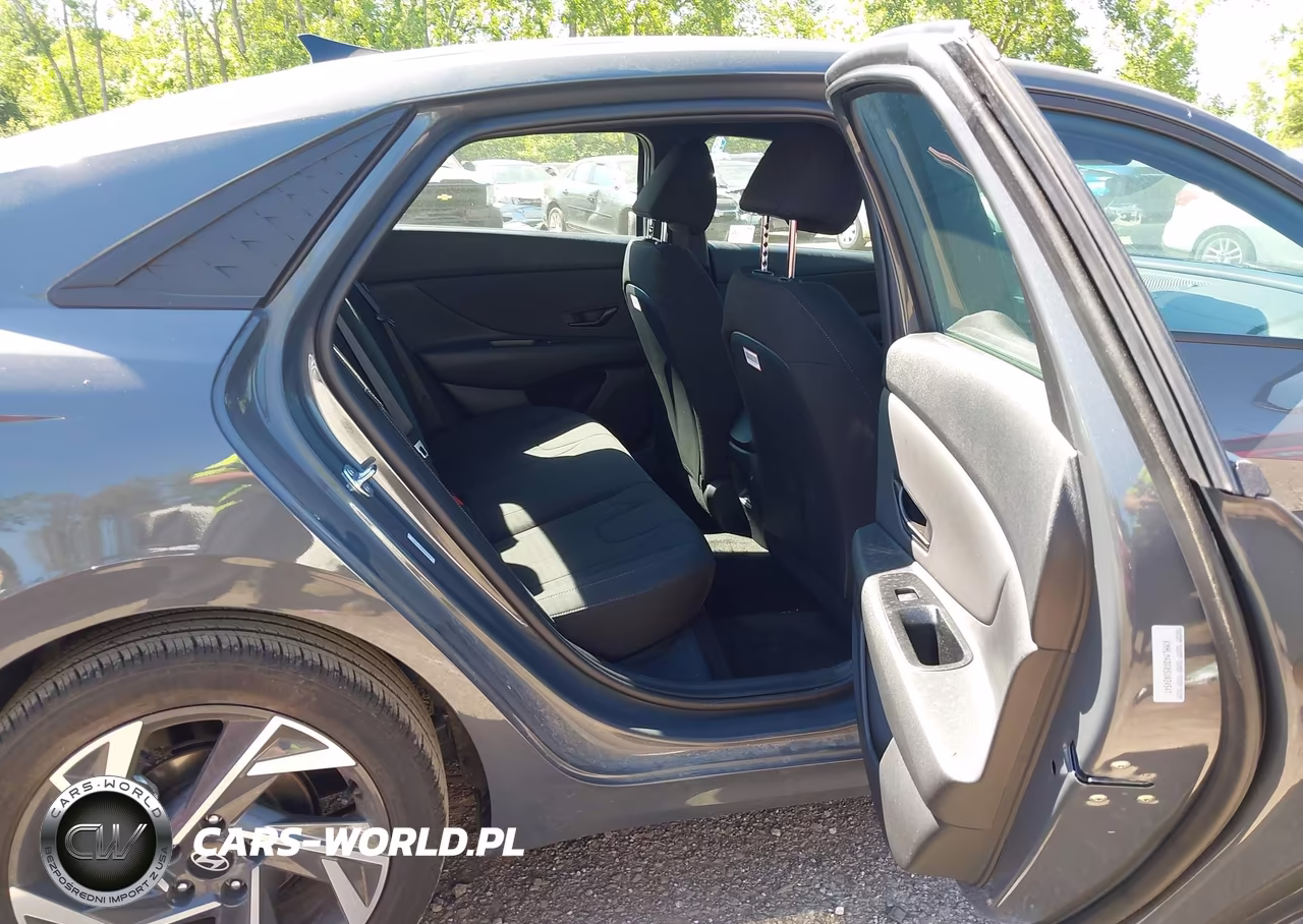 2025 Hyundai Elantra Sel Sport VIN:KMHLM4DG0SU024547 - 8