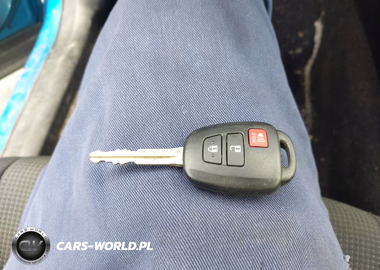 2017 Toyota Rav4 Xle VIN:JTMRFREVXHD202816 - 11