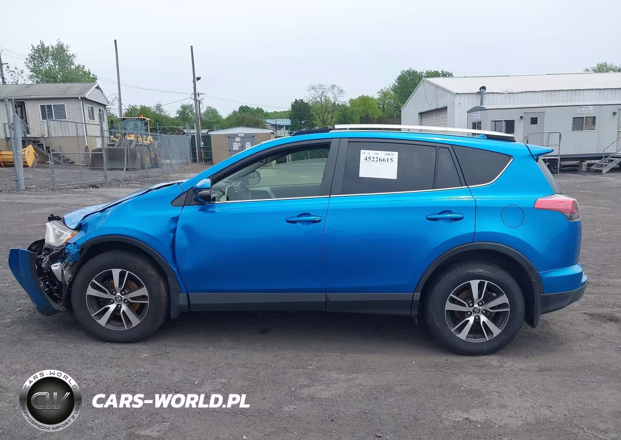 2017 Toyota Rav4 Xle VIN:JTMRFREVXHD202816 - 14