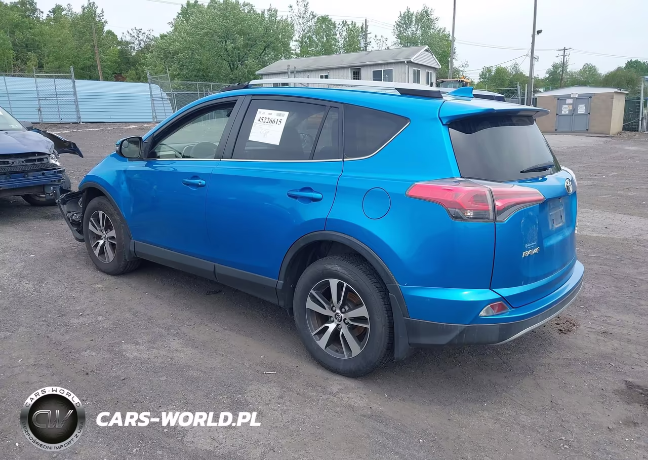 2017 Toyota Rav4 Xle VIN:JTMRFREVXHD202816 - 3