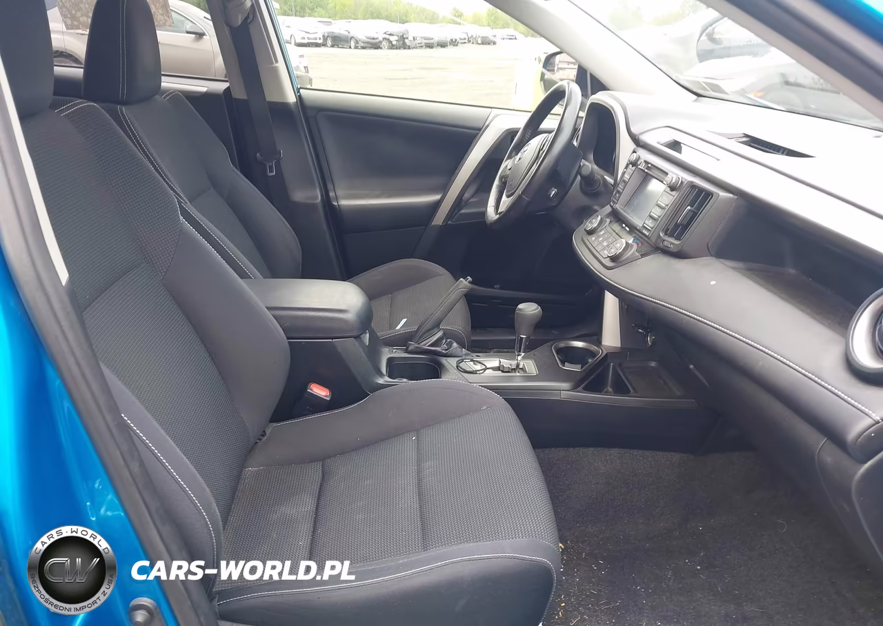 2017 Toyota Rav4 Xle VIN:JTMRFREVXHD202816 - 5