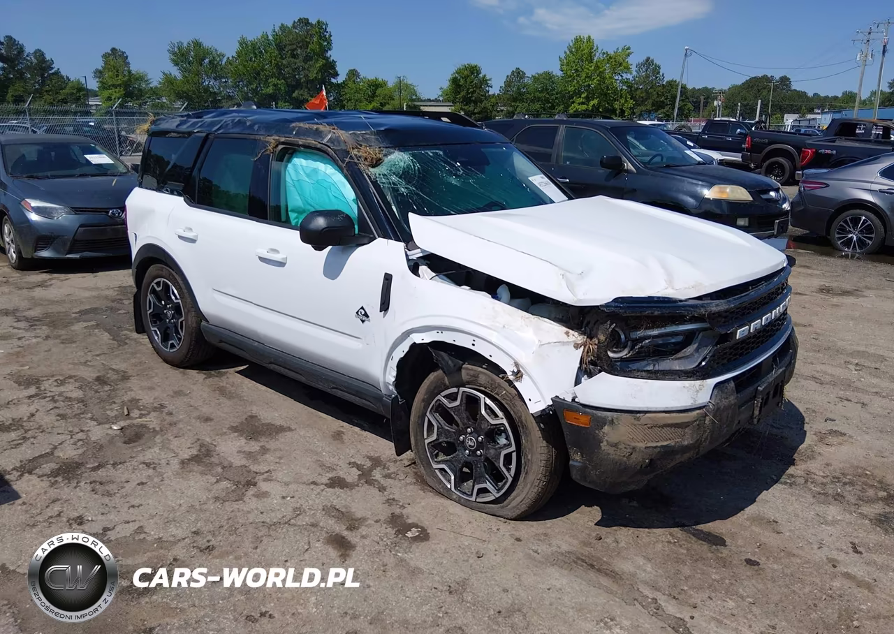 2025 Ford Bronco Sport Outer Banks – zdjęcie 1 z 12