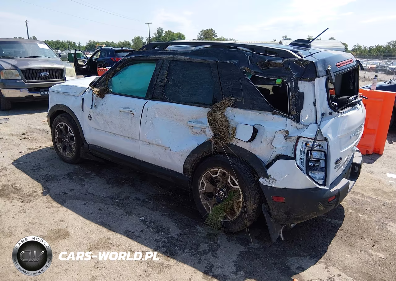 2025 Ford Bronco Sport Outer Banks VIN:3FMCR9CN6SRF58030 - 3