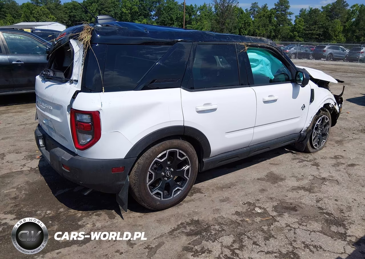2025 Ford Bronco Sport Outer Banks VIN:3FMCR9CN6SRF58030 - 4