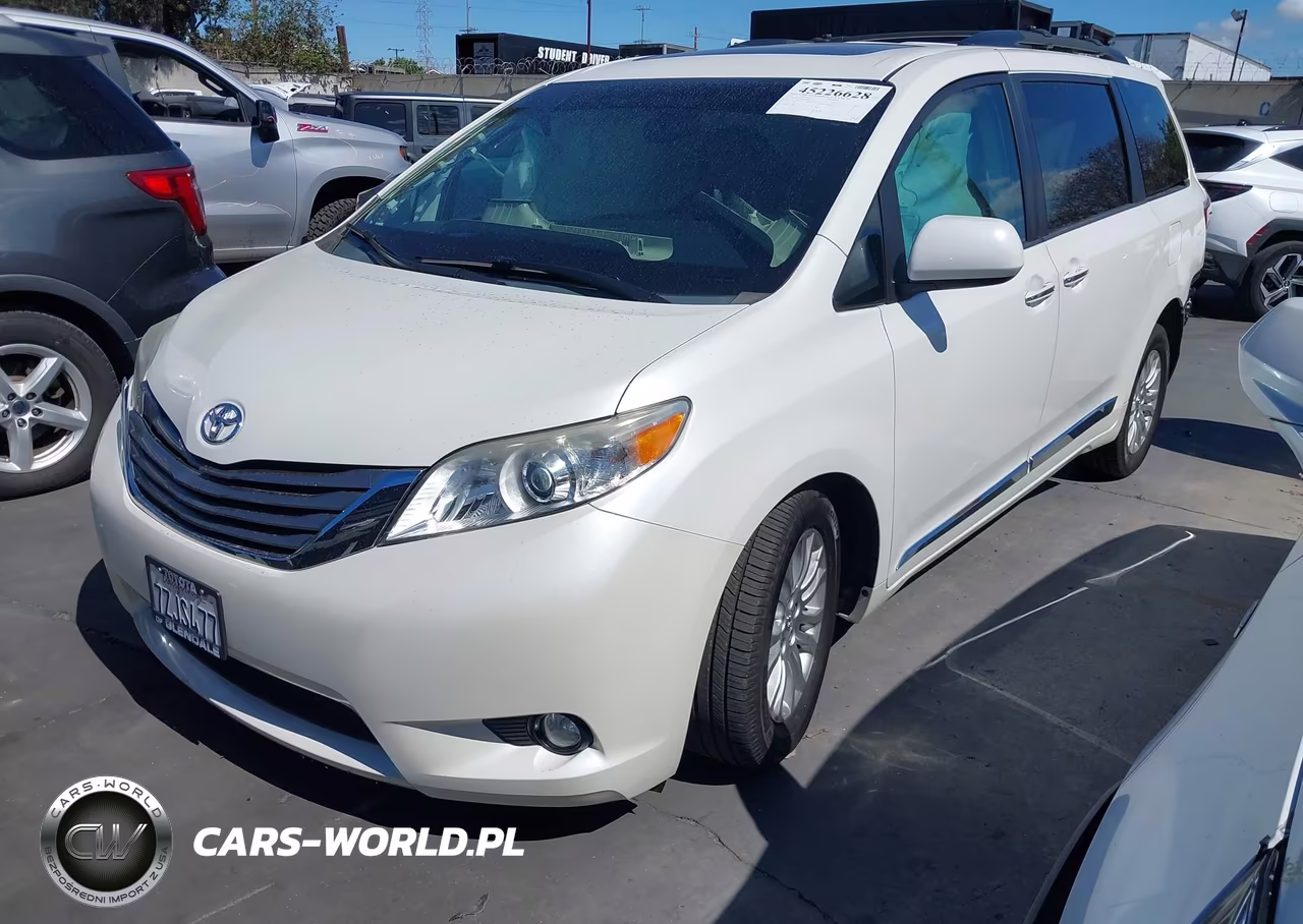 2015 Toyota Sienna Xle 8 Passenger VIN:5TDYK3DCXFS575490 - 2