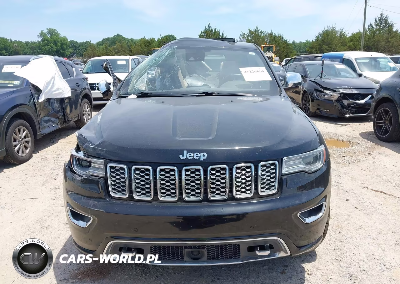 2017 Jeep Grand Cherokee Overland 4X4 VIN:1C4RJFCT7HC729331 - 12
