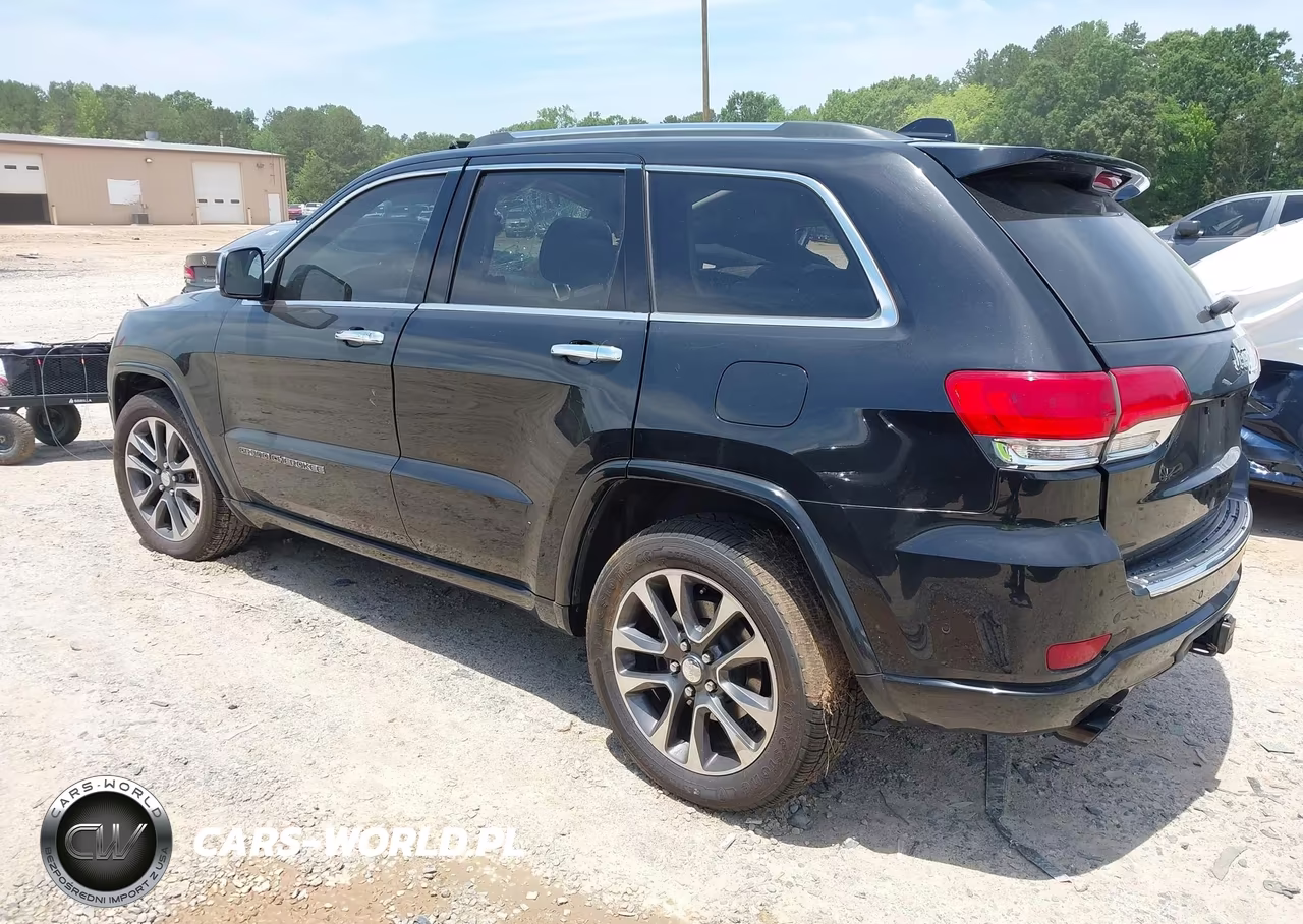 2017 Jeep Grand Cherokee Overland 4X4 VIN:1C4RJFCT7HC729331 - 3