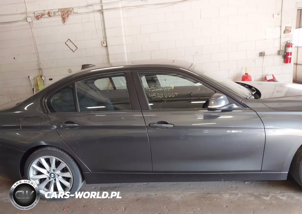 2017 BMW 320I xDrive VIN:WBA8A3C53HK691739 - 13