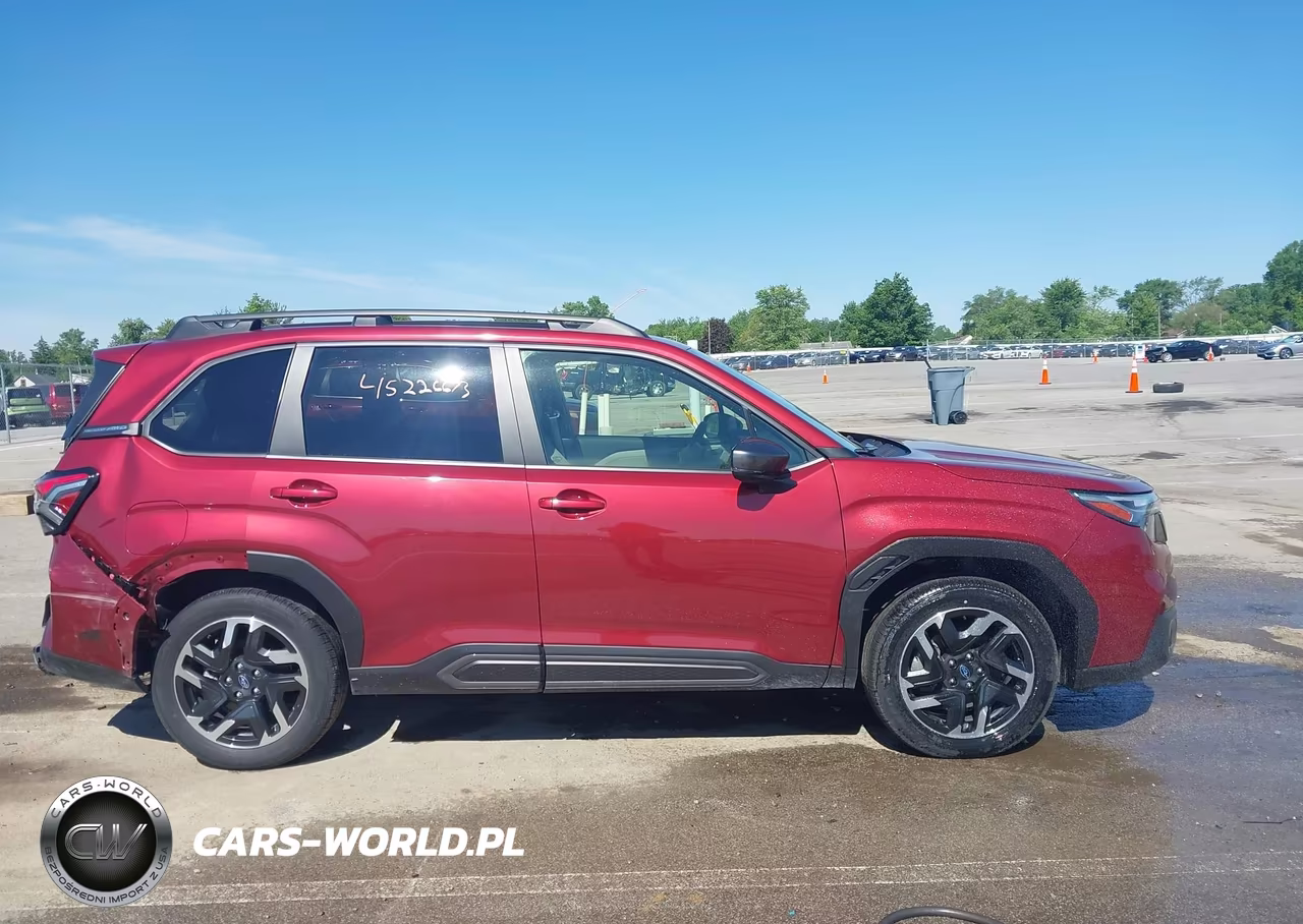 2025 Subaru Forester Limited VIN:JF2SLDRC5SH460586 - 13