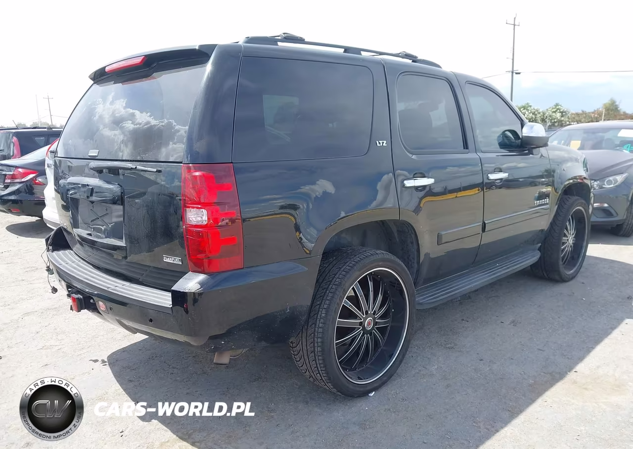 2008 Chevrolet Tahoe Ltz VIN:1GNFK13068J174285 - 4