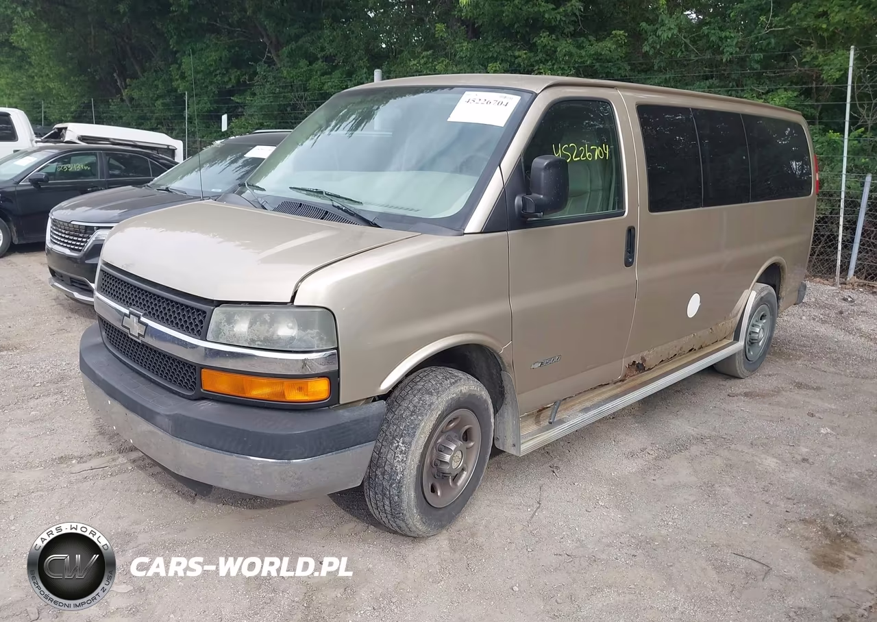 2005 Chevrolet Express VIN:1GAHG35UX51267670 - 2