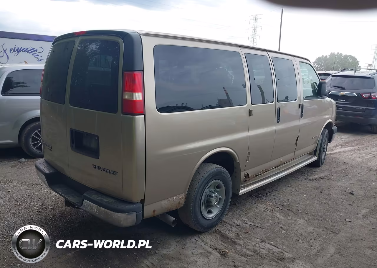 2005 Chevrolet Express VIN:1GAHG35UX51267670 - 4