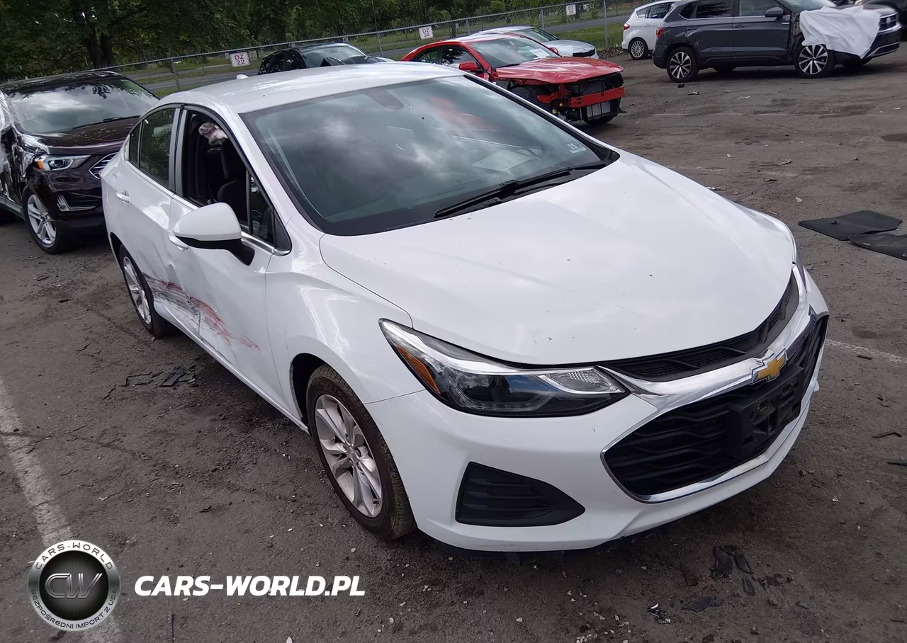 2019 Chevrolet Cruze Lt – zdjęcie 1 z 16