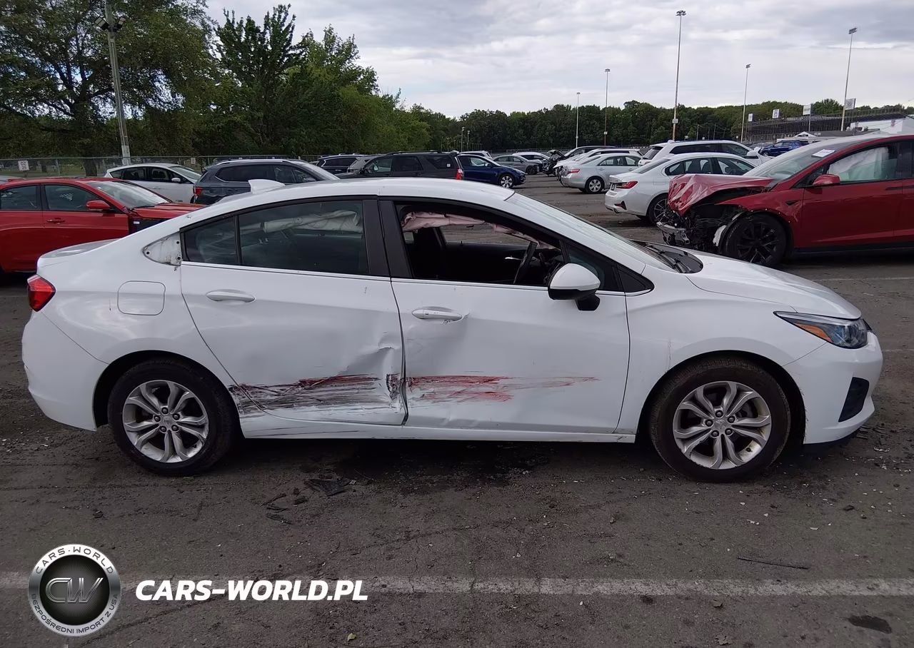 2019 Chevrolet Cruze Lt VIN:1G1BE5SM1K7124627 - 13