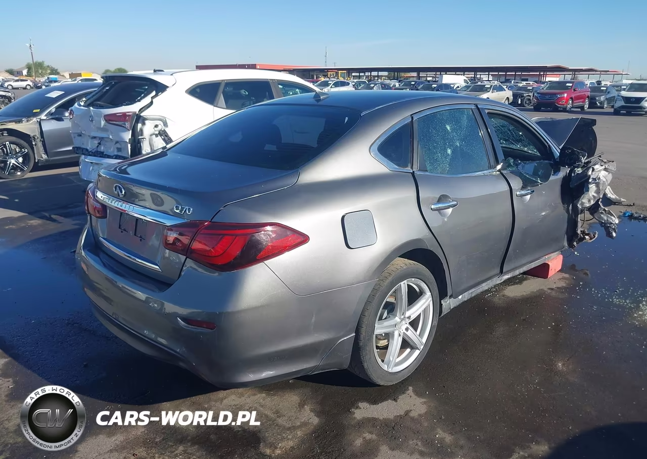 2017 Infiniti Q70 3.7 VIN:JN1BY1AP8HM741586 - 4