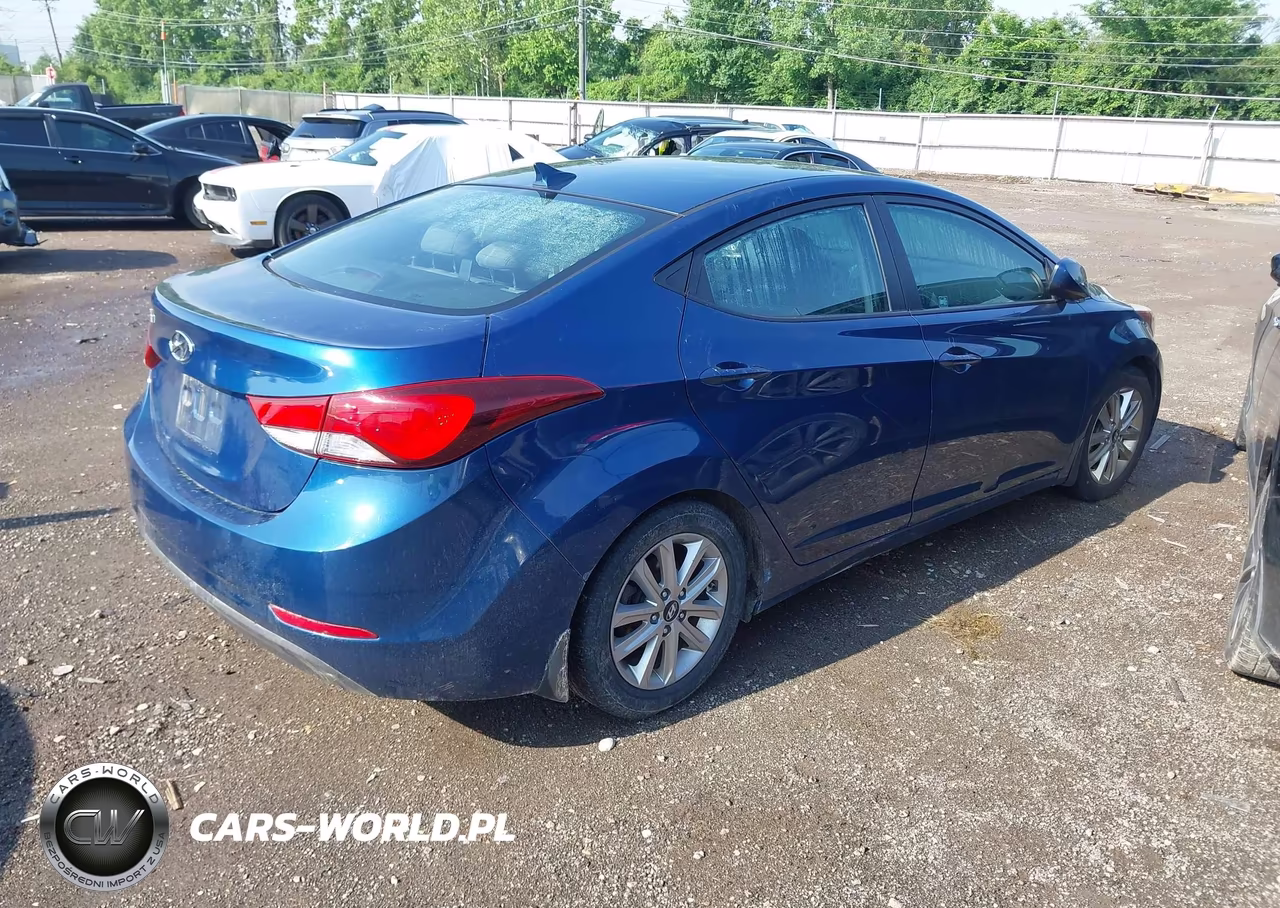 2015 Hyundai Elantra Se VIN:KMHDH4AE1FU360466 - 4
